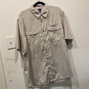 Field and Stream beige fishing shirt mens large